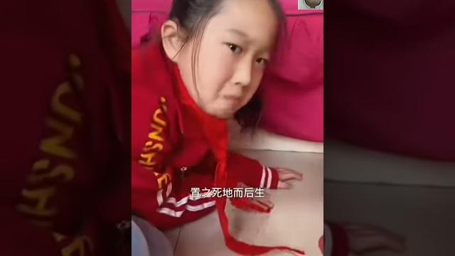 小偷捂晕妈妈强行闯 #comedy #funny #shorts 小偷捂晕妈妈强行闯 #comedy #funny #shorts