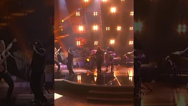 Reina | shakira performs hips dont lie!!!! Reina | shakira performs hips dont lie!!!!