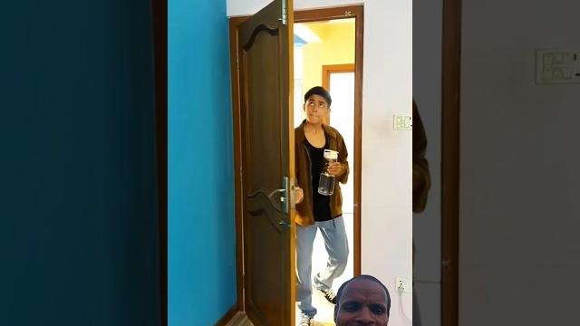 Yeh kya ho gaya gate ko | mom & son #shorts #funny #viral#youtubeshorts#trendingshorts#viralvideo Yeh kya ho gaya gate ko | mom & son #shorts #funny #viral#youtubeshorts#trendingshorts#viralvideo