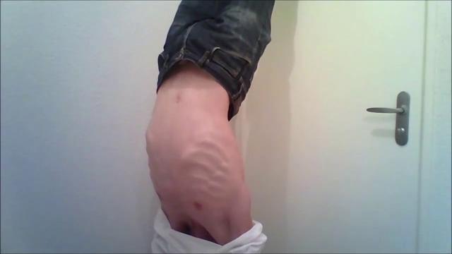 Handstand and my shirt falls Handstand and my shirt falls