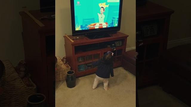 We love pinkfong baby shark - eliana thackston We love pinkfong baby shark - eliana thackston