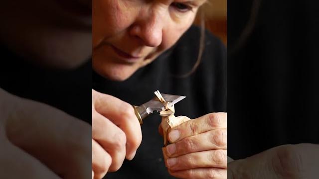 This wood carving sound is pure magic This wood carving sound is pure magic