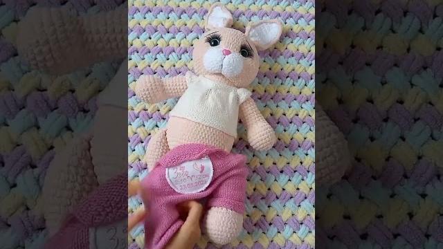 Зайка в комбинезоне моя авторская игрушка. одежда -вся съёмная. высота - 49 см. (с ушами 60 см.) Зайка в комбинезоне моя авторская игрушка. одежда -вся съёмная. высота - 49 см. (с ушами 60 см.)