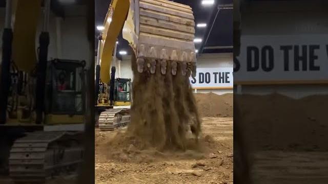Operating a caterpillar 302 mini excavator | caterpillar edwards Operating a caterpillar 302 mini excavator | caterpillar edwards