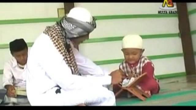 Dialog lucu bahasa madura - belajar ngaji Dialog lucu bahasa madura - belajar ngaji