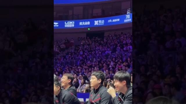 王楚钦看鹰眼挑战爆笑 #乒乓球#王楚钦#王楚钦看鹰眼挑战爆笑 王楚钦看鹰眼挑战爆笑 #乒乓球#王楚钦#王楚钦看鹰眼挑战爆笑