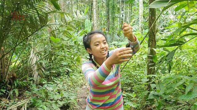Hunting louhan fish, fishing louhan fish in the swamp, grilling louhan fish _ off grid living Hunting louhan fish, fishing louhan fish in the swamp, grilling louhan fish _ off grid living