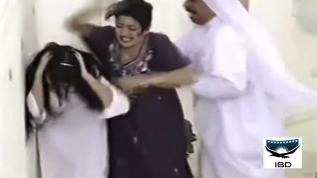 غازي حسين يضرب فاطمه عبدالرحيم و فاطمه الحوسني غازي حسين يضرب فاطمه عبدالرحيم و فاطمه الحوسني
