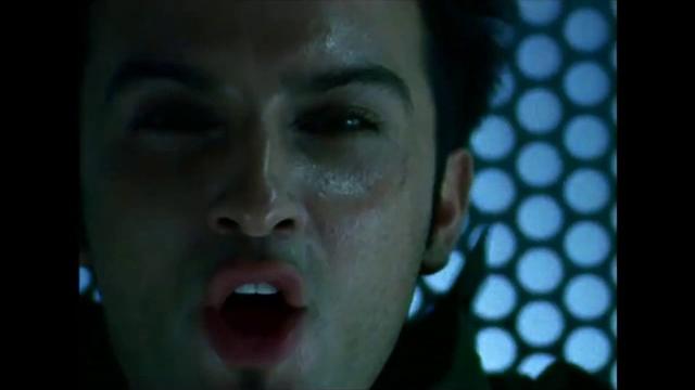 Tarkan - kır zincirlerini (berk canevi remix) Tarkan - kır zincirlerini (berk canevi remix)