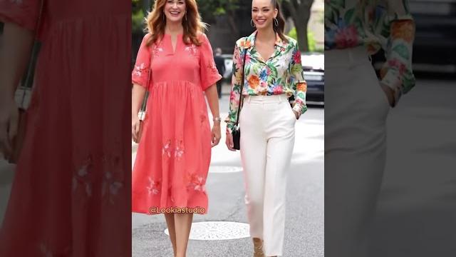 Looks with charm and elegance mother and daughter Looks with charm and elegance mother and daughter