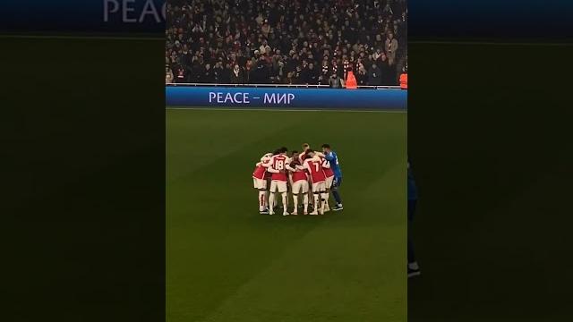 Arsenal players huddle before match. arsenal vs lens #odegaard #football #championsleague #arsenal Arsenal players huddle before match. arsenal vs lens #odegaard #football #championsleague #arsenal