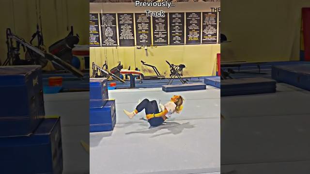 She’s a beast #jump #sports #fun #athlete She’s a beast #jump #sports #fun #athlete