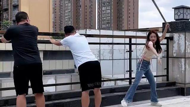 哪个粉丝说打脚底的,痛死,下次不来了 哪个粉丝说打脚底的,痛死,下次不来了