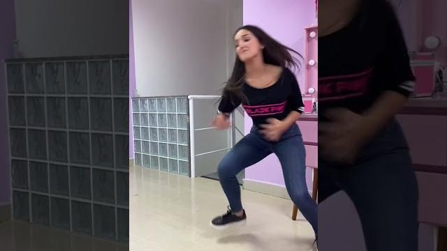 Quando a namorada solta um pum na frente do namorado Quando a namorada solta um pum na frente do namorado