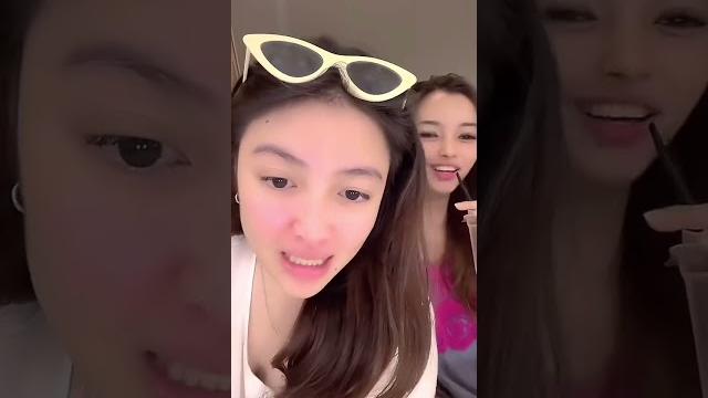 Live tiktok kelihatan uting Live tiktok kelihatan uting