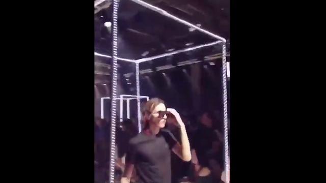 Iv│男模走秀臨為不亂。 Iv│男模走秀臨為不亂。