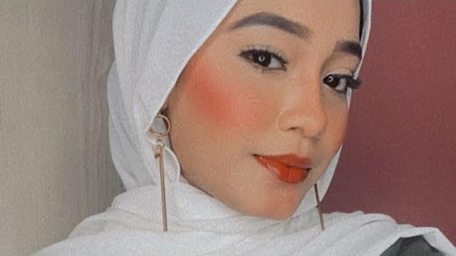 Quick and easy hijab tutorial Quick and easy hijab tutorial