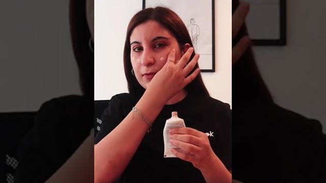 Görme engelli bir kadın makyaj yapabilir mi? Görme engelli bir kadın makyaj yapabilir mi?
