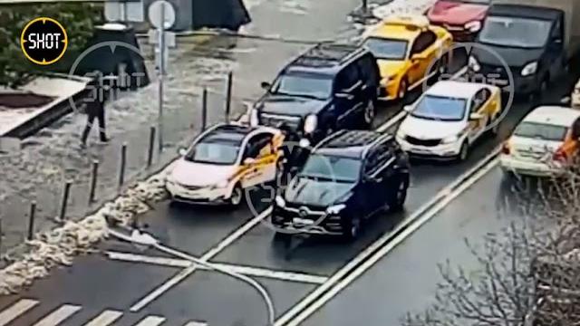 Москвада таксист кыргыз баланы атып койду Москвада таксист кыргыз баланы атып койду