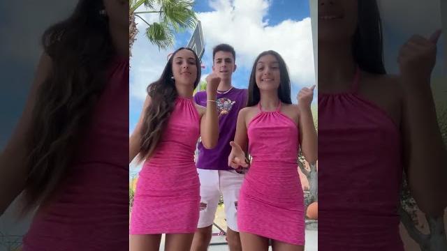 Pink upskirt Pink upskirt