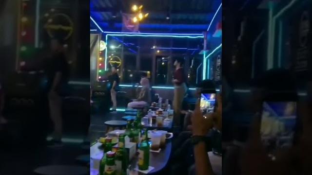 Cewe mabuk di gilir Cewe mabuk di gilir