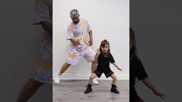 No creerás como baila esta nena de 5 años No creerás como baila esta nena de 5 años