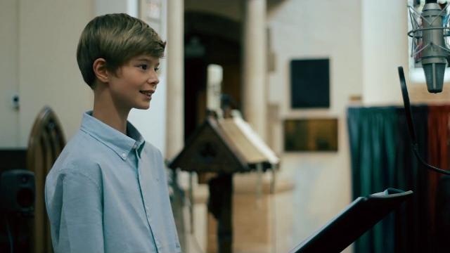 Welsh boy treble cai thomas (12y) sings suo gan Welsh boy treble cai thomas (12y) sings suo gan