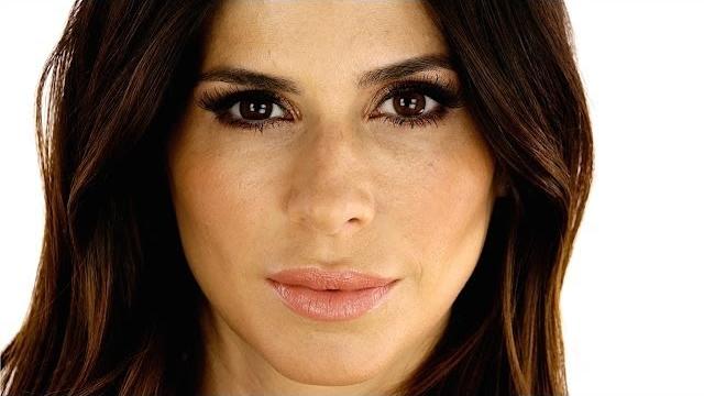 Kim kardashian 10 minute makeup look by monika blunder Kim kardashian 10 minute makeup look by monika blunder