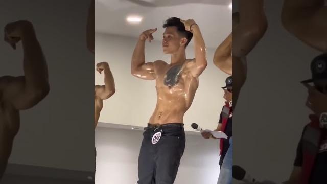 Adeku hrs hitamin badan? #shorts #shortvideo #viral Adeku hrs hitamin badan? #shorts #shortvideo #viral