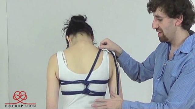 Rope bondage tutorial: the chest harness Rope bondage tutorial: the chest harness