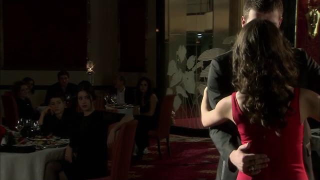 Aşkı memnu 60.bölüm bihter behlül tango sahnesi Aşkı memnu 60.bölüm bihter behlül tango sahnesi