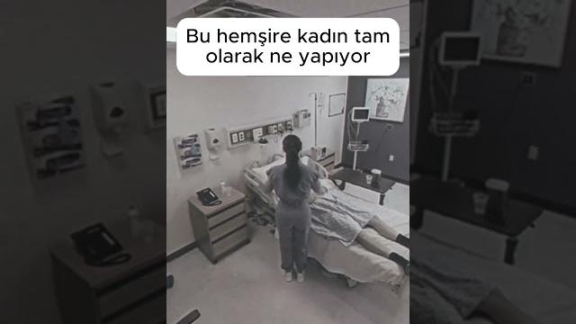 Bu hemşi̇re kadin kendi̇ni̇ hastaya i̇fşa ederken kameralari hesaba katmiyor ve olanlar oluyor Bu hemşi̇re kadin kendi̇ni̇ hastaya i̇fşa ederken kameralari hesaba katmiyor ve olanlar oluyor