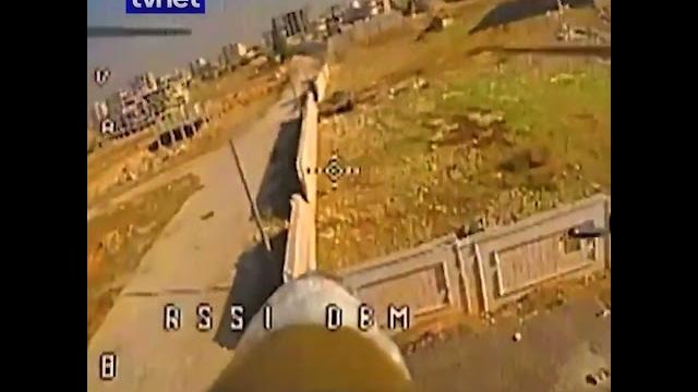 Suriye'de muhalifler drone ile tank avlıyor Suriye'de muhalifler drone ile tank avlıyor