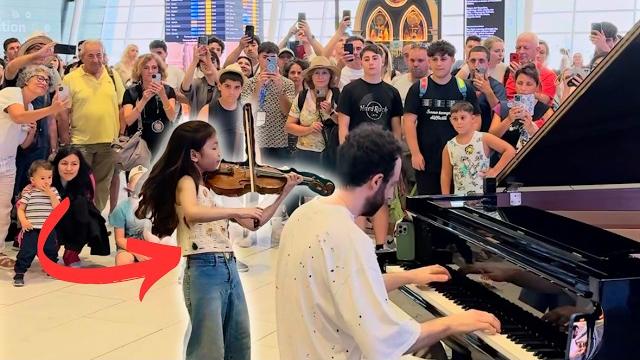 This 10 year old prodigy shocked the whole airport ! This 10 year old prodigy shocked the whole airport !