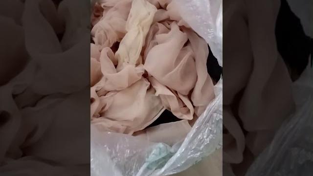 捡到一包干净的丝袜,带回家 捡到一包干净的丝袜,带回家