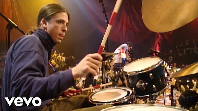 Nirvana - come as you are (live on mtv unplugged, 1993 / unedited) Nirvana - come as you are (live on mtv unplugged, 1993 / unedited)