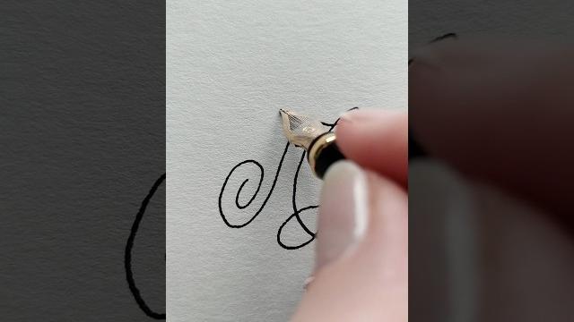Буква п, красивый почерк перьевой ручкой Буква п, красивый почерк перьевой ручкой