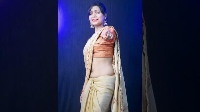 Hot #bhabhi #saree #dance #viral #shorts #video Hot #bhabhi #saree #dance #viral #shorts #video