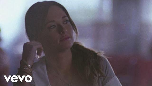 Kacey musgraves - blowin' smoke (official music video) Kacey musgraves - blowin' smoke (official music video)