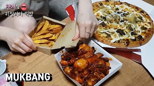 리얼먹방:) 볼케이노치킨&피자 예상밖의 꿀조합(밥없어서 치밥 못함ㅠㅠ)ㅣspicychicken&pizzaㅣ韓国辛いチキン&ピザㅣasmr mukbang//eating show 리얼먹방:) 볼케이노치킨&피자 예상밖의 꿀조합(밥없어서 치밥 못함ㅠㅠ)ㅣspicychicken&pizzaㅣ韓国辛いチキン&ピザㅣasmr mukbang//eating show