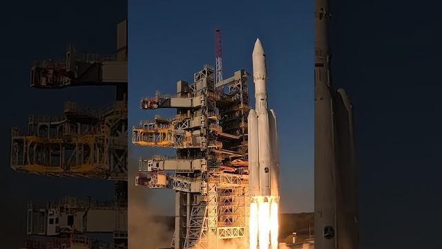 Пуск «ангары-а5» хочется пересматривать снова и снова! успешный старт с космодрома восточный. Пуск «ангары-а5» хочется пересматривать снова и снова! успешный старт с космодрома восточный.