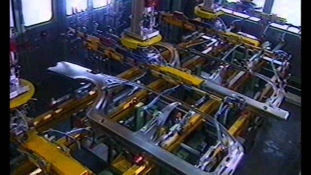 Mercedes w210 production (german) - part 1 Mercedes w210 production (german) - part 1