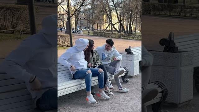 Пранк/ драка в парке/ пикап Пранк/ драка в парке/ пикап
