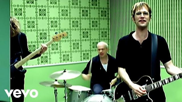 Semisonic - closing time (official music video) Semisonic - closing time (official music video)