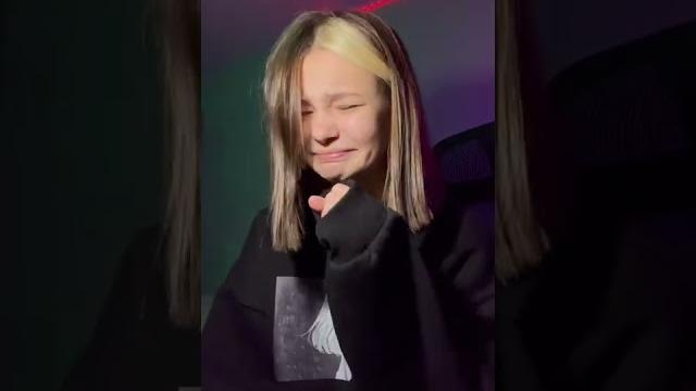 Лизогуб сбрил мне бровь! я всё выложила в тг «фросяк на связи» Лизогуб сбрил мне бровь! я всё выложила в тг «фросяк на связи»