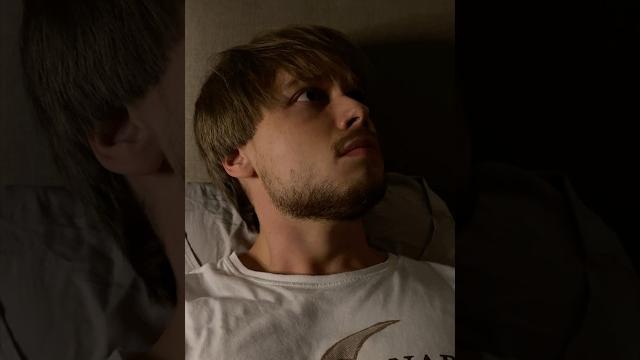 Всегда проверяйте под кроватью Всегда проверяйте под кроватью
