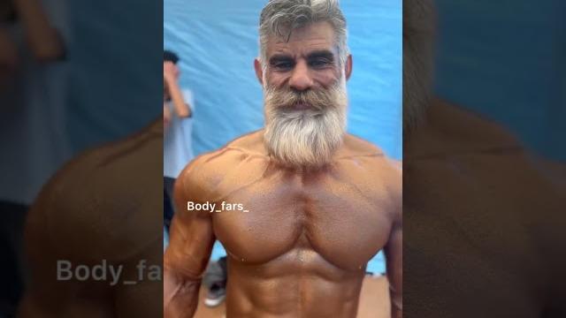Бородатый дед силач Бородатый дед силач