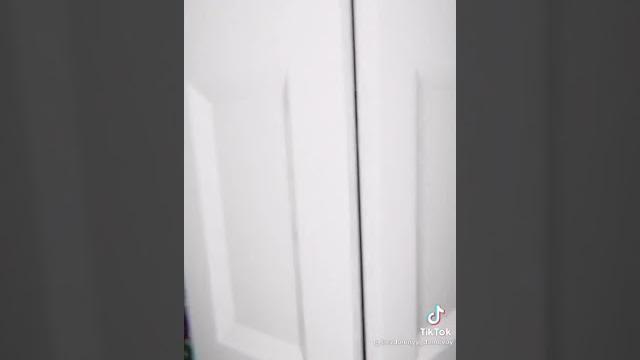 Монстр в шкафу Монстр в шкафу
