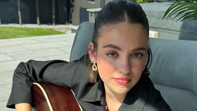 Maroon 5 ‘this love’ allie sherlock cover Maroon 5 ‘this love’ allie sherlock cover