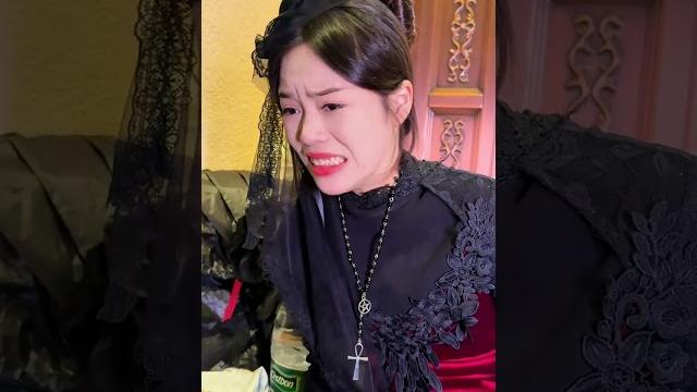 眼睛看到的不一定就是真实的#shorts #暗黑女王 眼睛看到的不一定就是真实的#shorts #暗黑女王
